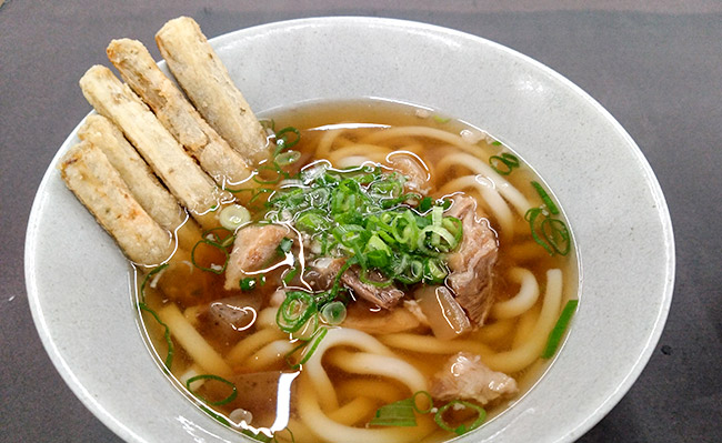 すじコンごぼ天うどん／そば